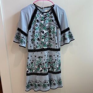 AMUR Dress! Size 4! Blue and Black Floral Dress